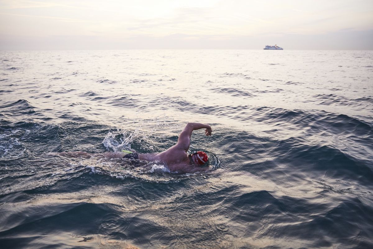 Guest Post by Chris Astill-Smith on swimming the English channel for charity