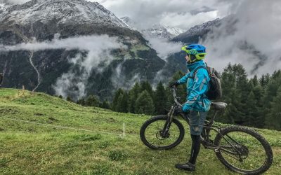 How To Keep Safe When Mountain Biking In Winter